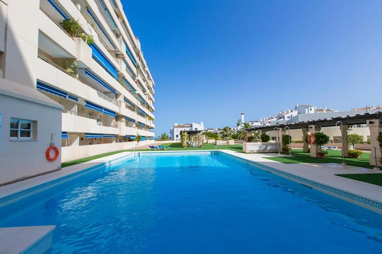 Trendy Apt. Puerto Banus マルベーリャ 0*,