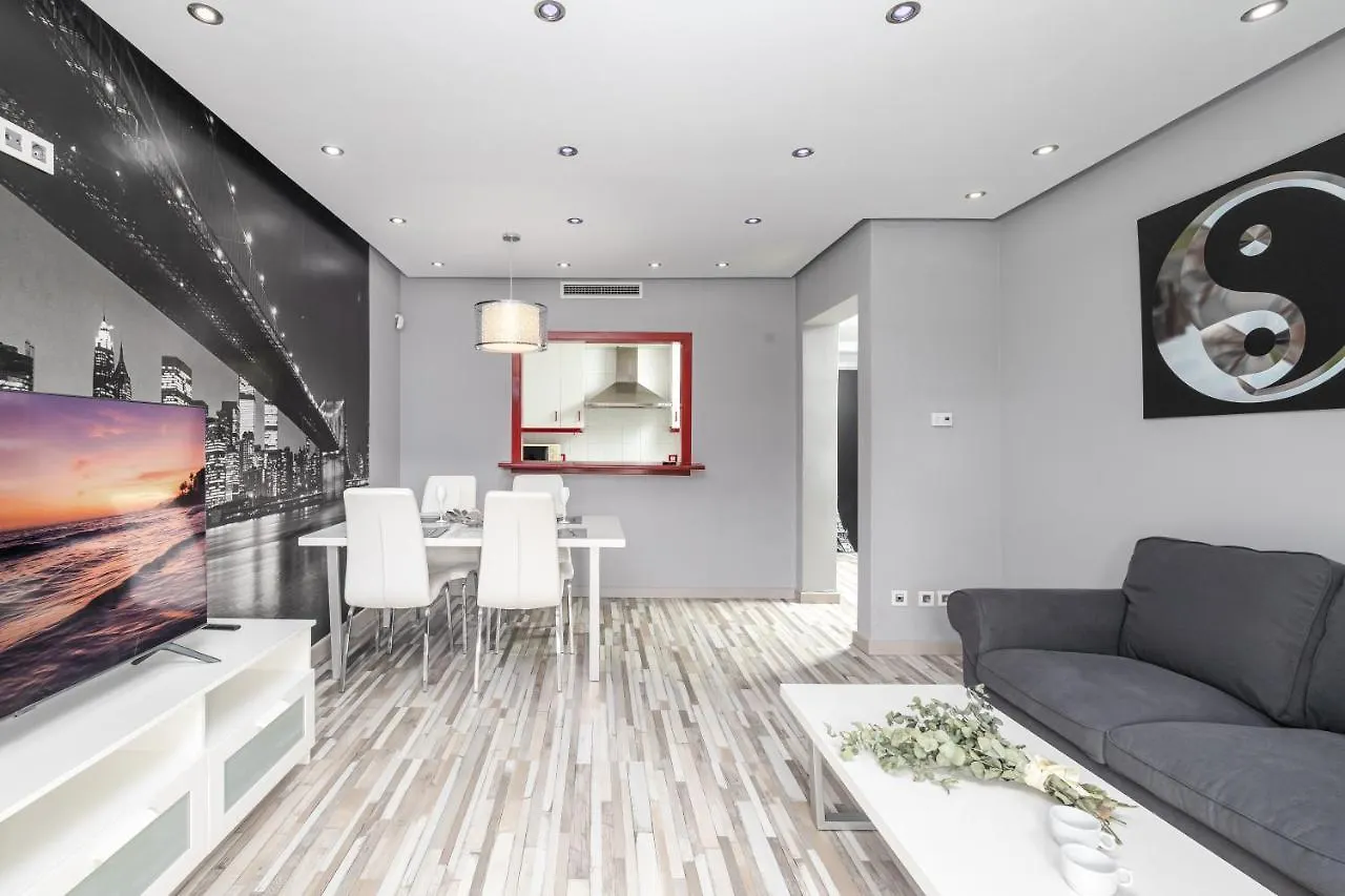 Trendy Apt. Puerto Banus マルベーリャ 0*,  スペイン